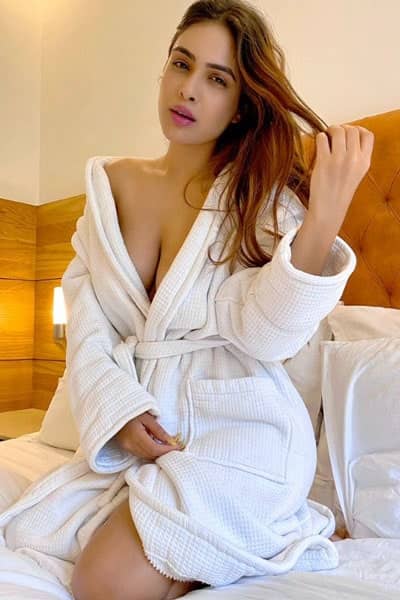 Model Call Girls in Delhi